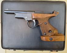 Unique-DES-69-U-22LR