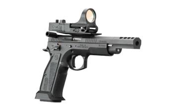 CZ_75_Czechmate