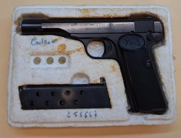 FN-1922-met-extra-lader-en-verpakking