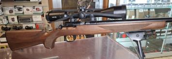 T-bolt-sporter-threaded-met-hawke-3-9x50-ir-richtkijker-en-Harris-1A2-bipod-025199202